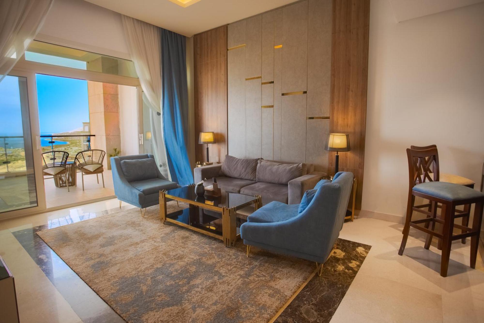 Tolip Resort El Galala Hills Ajn-Szuhna Kültér fotó Living room